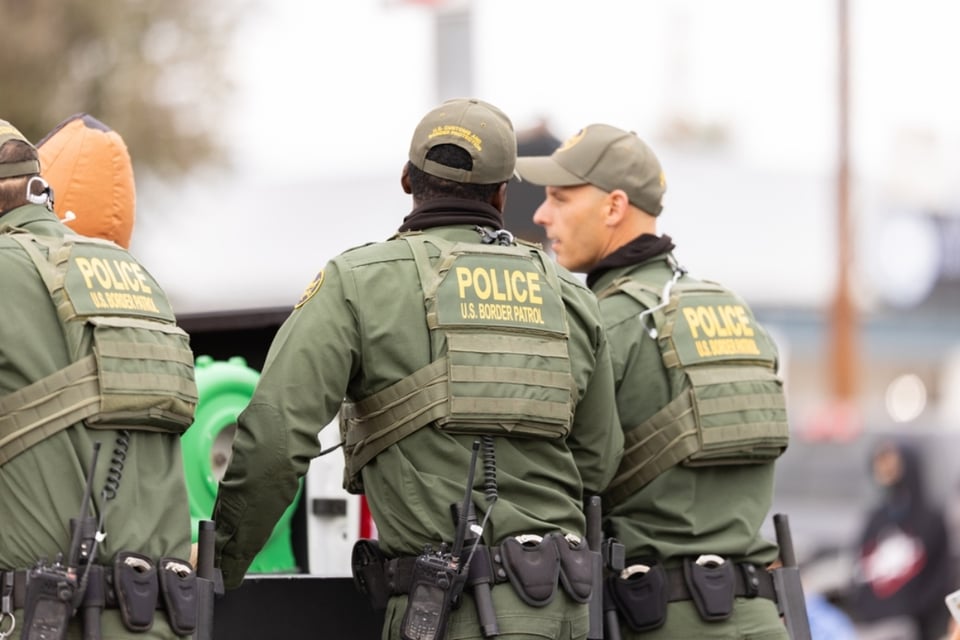 Cientos de agentes de la Patrulla Fronteriza llegarán a Minneapolis tras tiroteo ligado a ICE