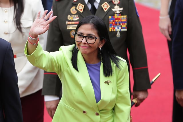 Delcy Rodríguez se reunió con el director de la CIA en Caracas, según medios de EE.UU.