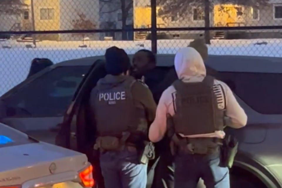 ICE detiene a recluta correccional en Maine