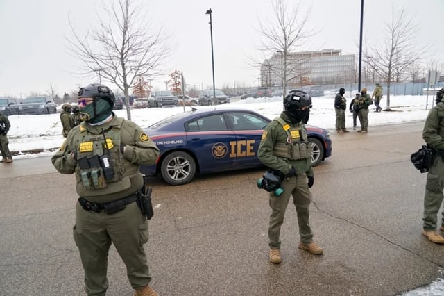 Tom Homan Oversees Door-to-Door Raids in Minnesota