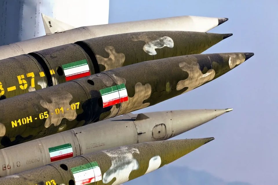 Irán amenaza con bombardear bases de EE.UU si Trump ordena un ataque