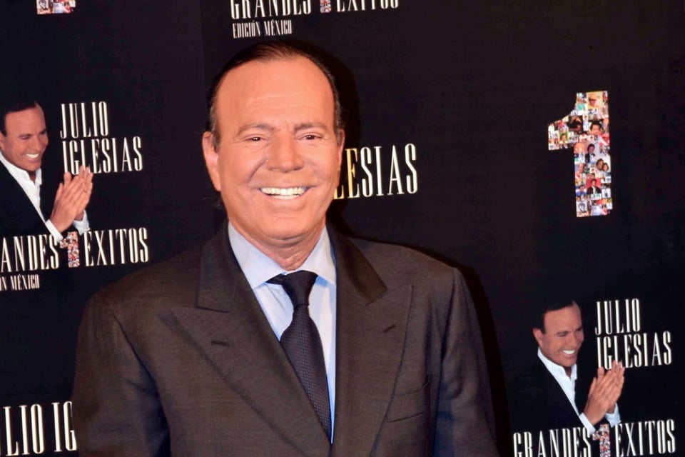 Cristina Saralegui defiende a Julio Iglesias