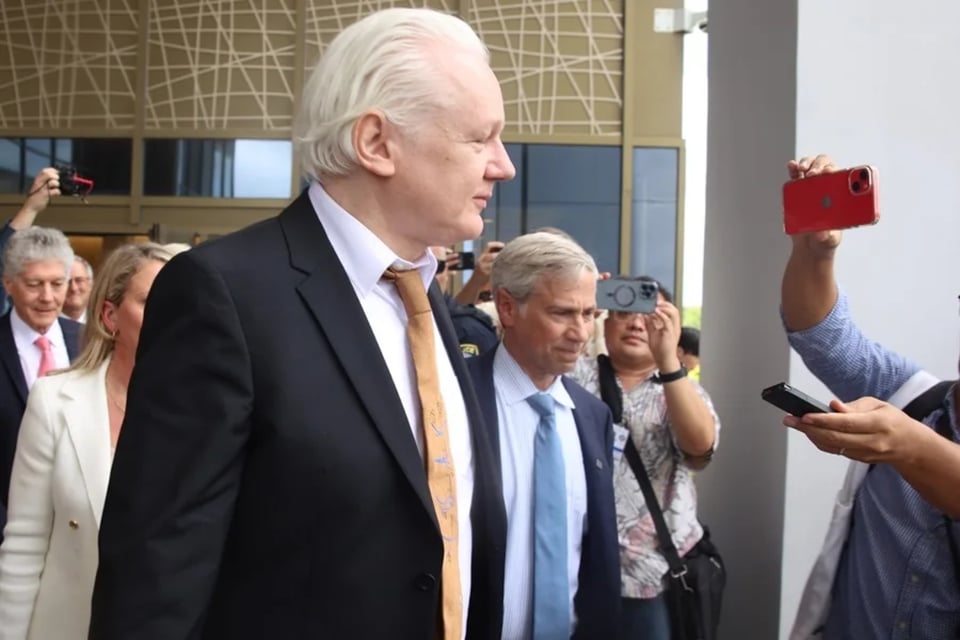 El abogado de Maduro es Barry Pollack, que asistió a Assange en el caso ‘Wikileaks’