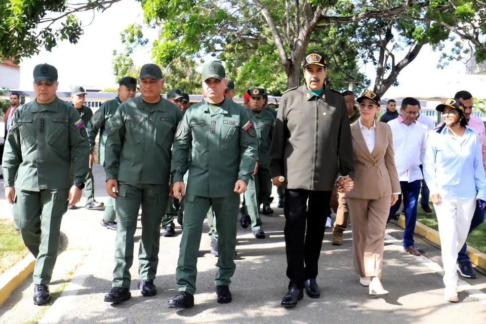 Maduro arrestó a varios estadounidenses tras inicio de la operación militar de EE.UU. en el caribe