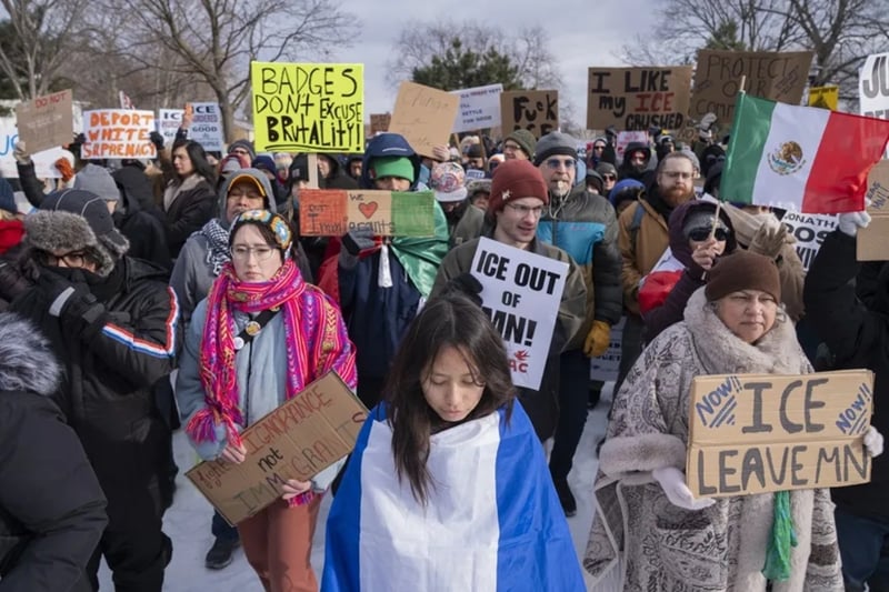 Minnesota demanda al gobierno federal por despliegue de agentes migratorios