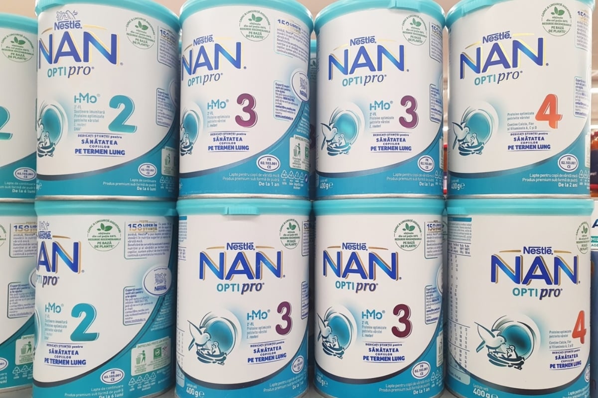 Nestlé ordena retiro global de fórmulas infantiles ante riesgo de toxina peligrosa