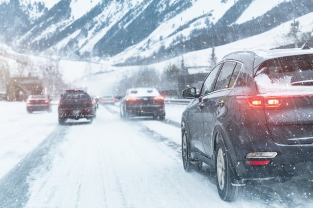 Tormentas de nieve con efecto lago dejan acumulaciones históricas en Nueva York y comienzan a disiparse