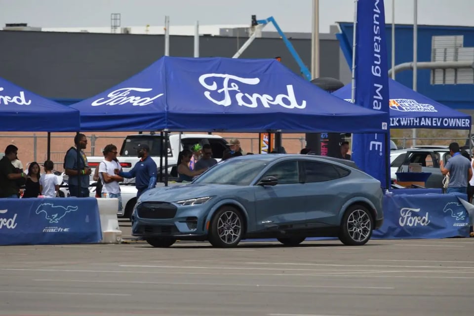 Ford retira más de 45.000 Mustang Mach-E por riesgo de accidente