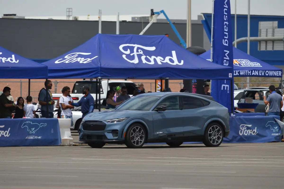 Ford retira más de 45.000 Mustang Mach-E por riesgo de accidente