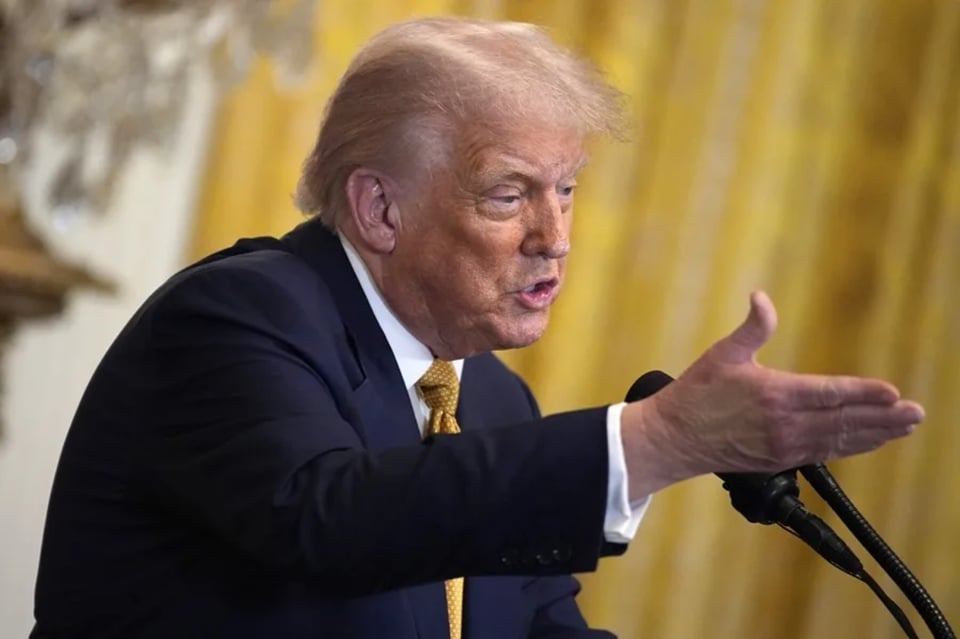 Trump amplía política antiaborto y limita ayuda internacional