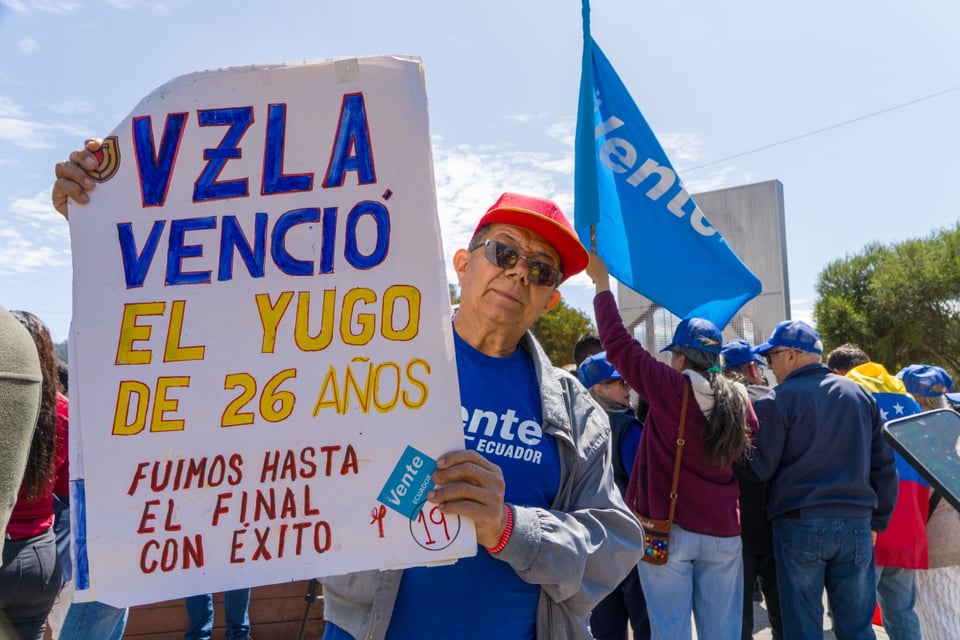 Venezolanos celebran caída de Maduro