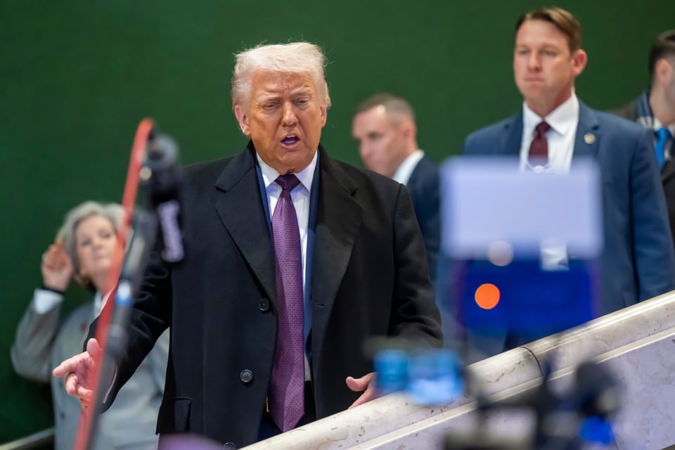 California demanda a Trump por control de oleoductos