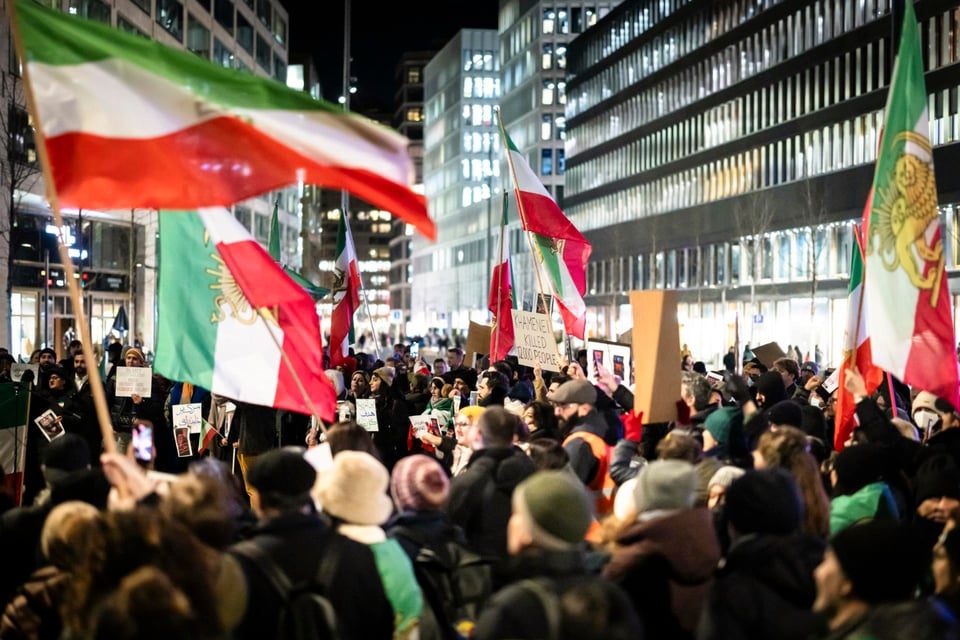 Denuncian hasta 20.000 muertos por represión en Irán