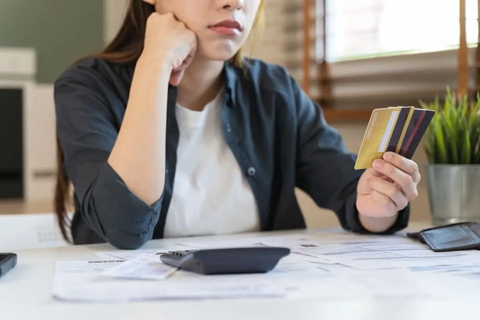 deudas de tarjetas de crédito