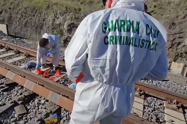 Tragedia ferroviaria en España: buscan identificar víctimas