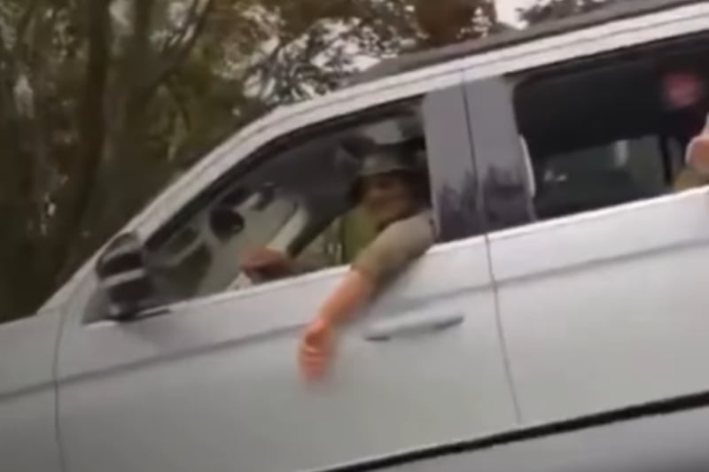 Fearless! Mexican Man Confronts ICE Agents and Challenges Them