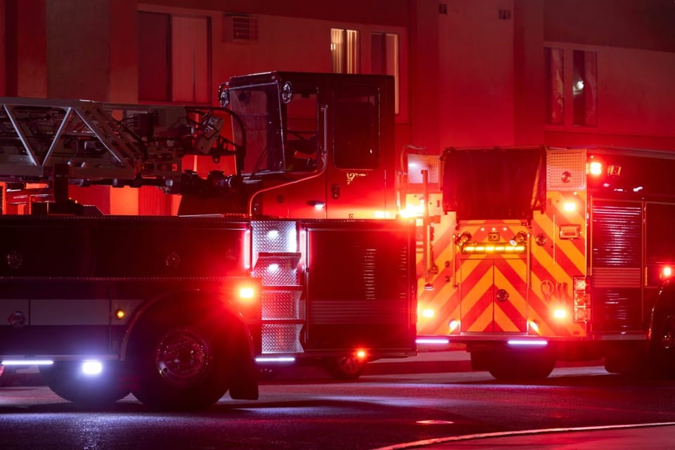 Tragedia de Año Nuevo en Suiza : Incendio en bar de Crans-Montana deja decenas de muertos