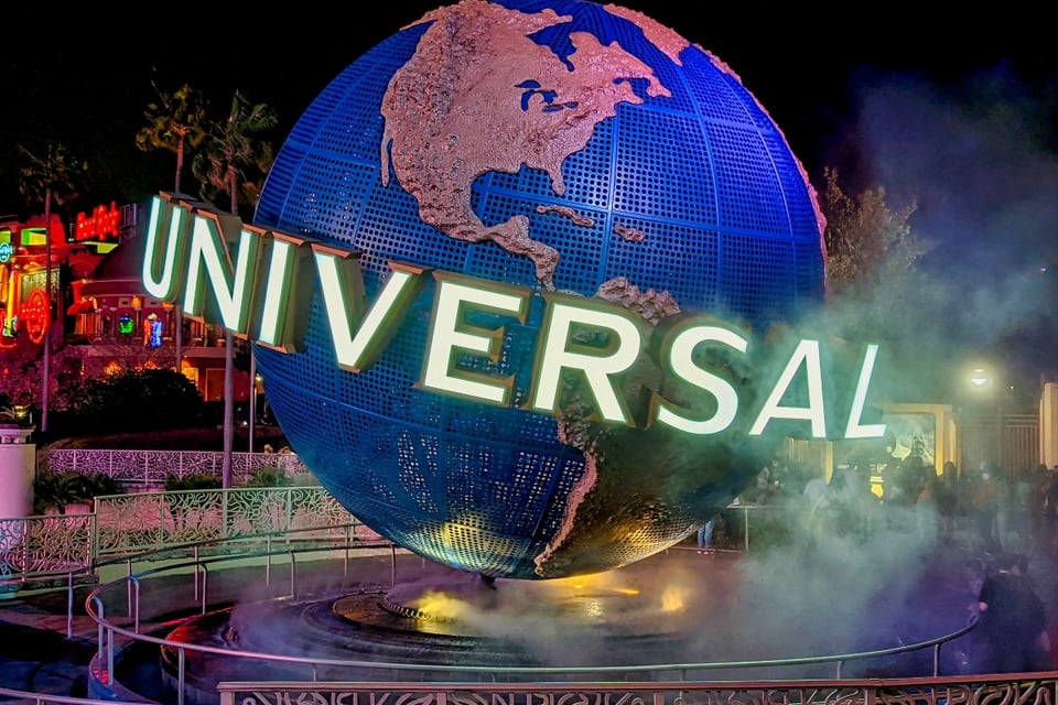 Fallece mujer tras subir a Revenge of the Mummy en Universal Orlando