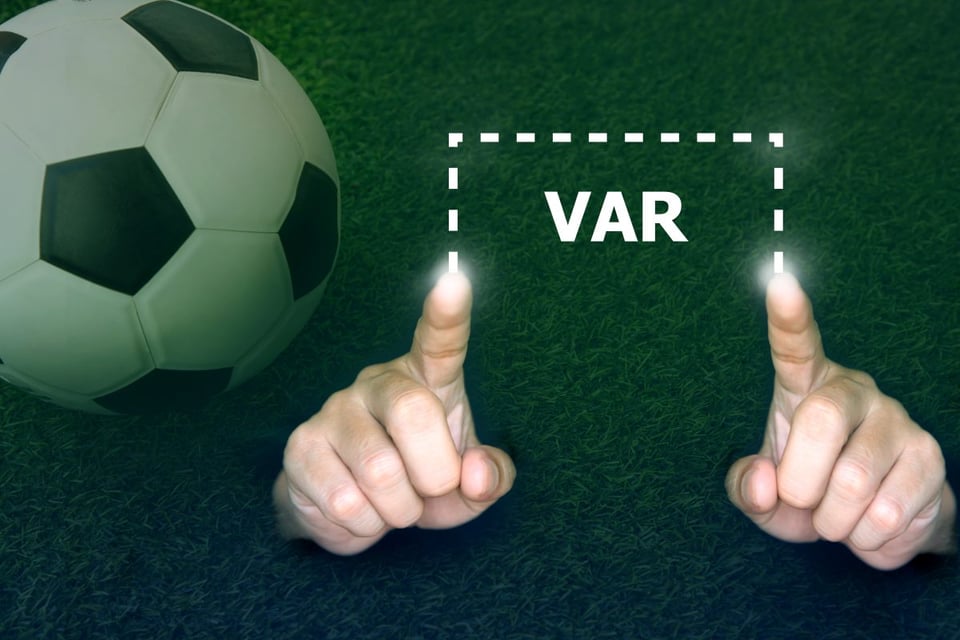 VAR, árbitros
