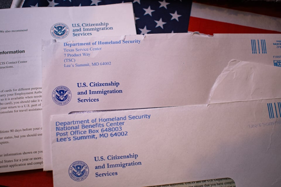 USCIS confirma alza de tarifas migratorias desde marzo de 2026