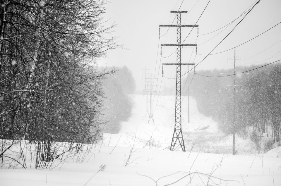 Tormenta de hielo podría dejar millones sin luz