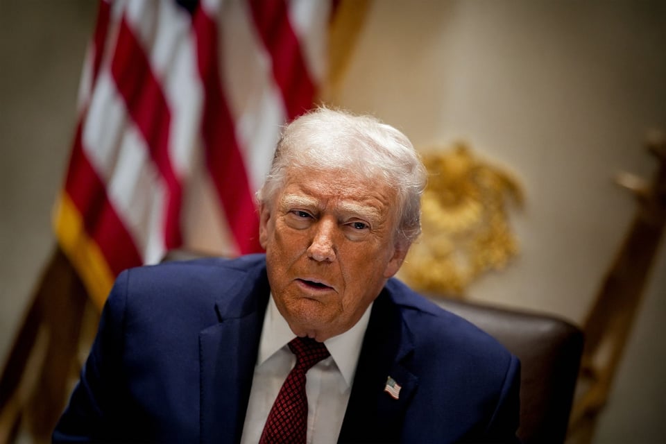 «Las personas más dulces», Trump compara inmigrantes con grupo criminal y luego lo elogia