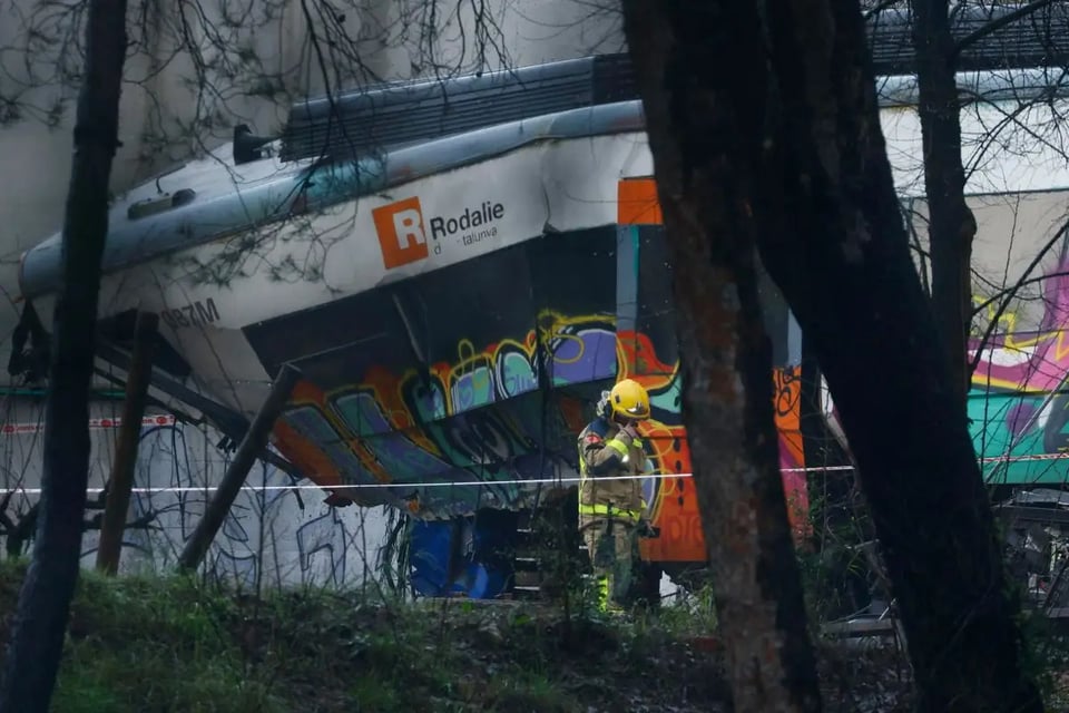 tren descarrilado
