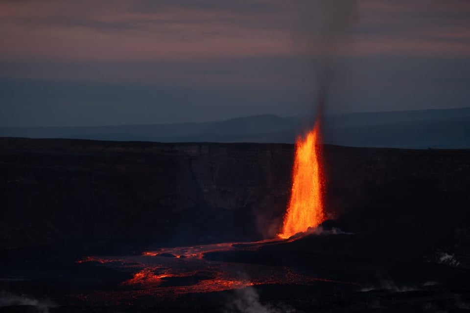 Hawaii entra en alerta tras violenta erupción del volcán Kilauea