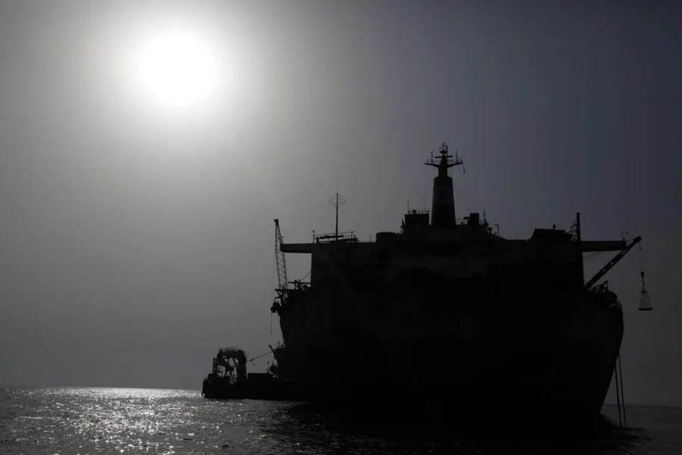 Interceptan petrolero, Océano Índico, Sanciones marítimas MundoNOW