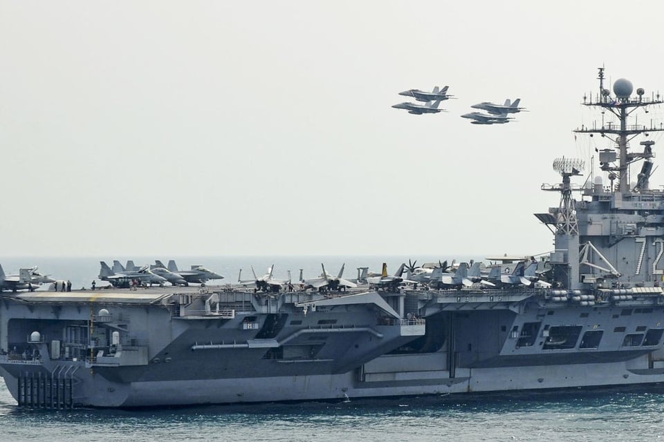 Estados Unidos derribó dron iraní para proteger al portaaviones Abraham Lincoln