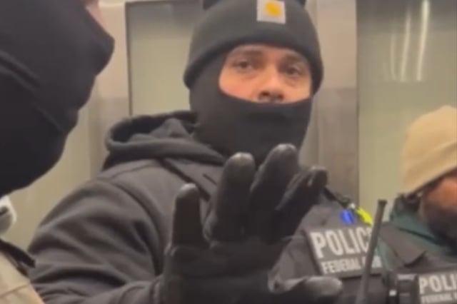 ICE Agents Say They Do Not Need a Judicial Warrant