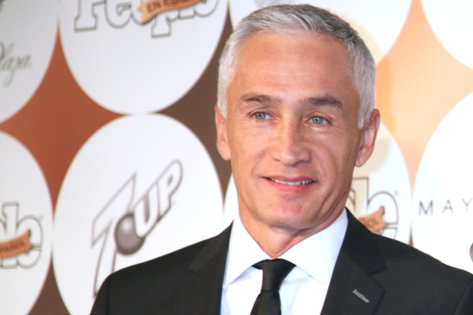 Salarios millonarios: así construyen sus fortunas las estrellas hispanas como Jorge Ramos en la TV de Estados Unidos
