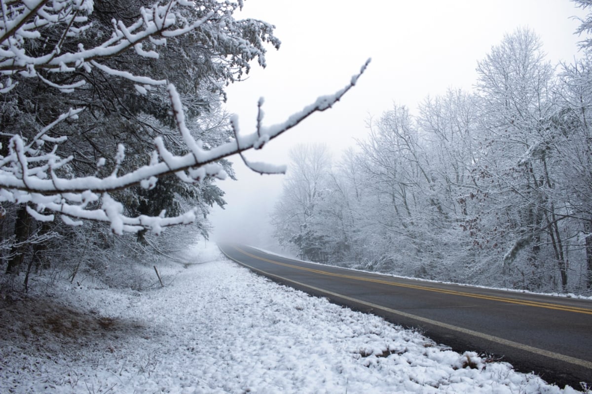 El vórtice polar desata un febrero extremo: frío persistente y nuevas tormentas para el este de EE. UU.
