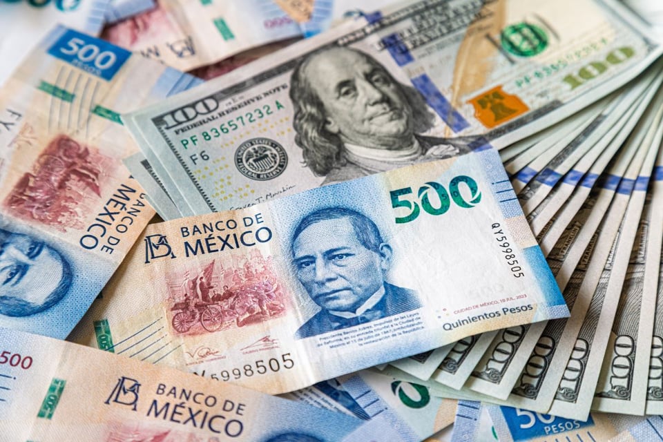 Cae el dólar hoy 09/02 en México, Colombia y República Dominicana