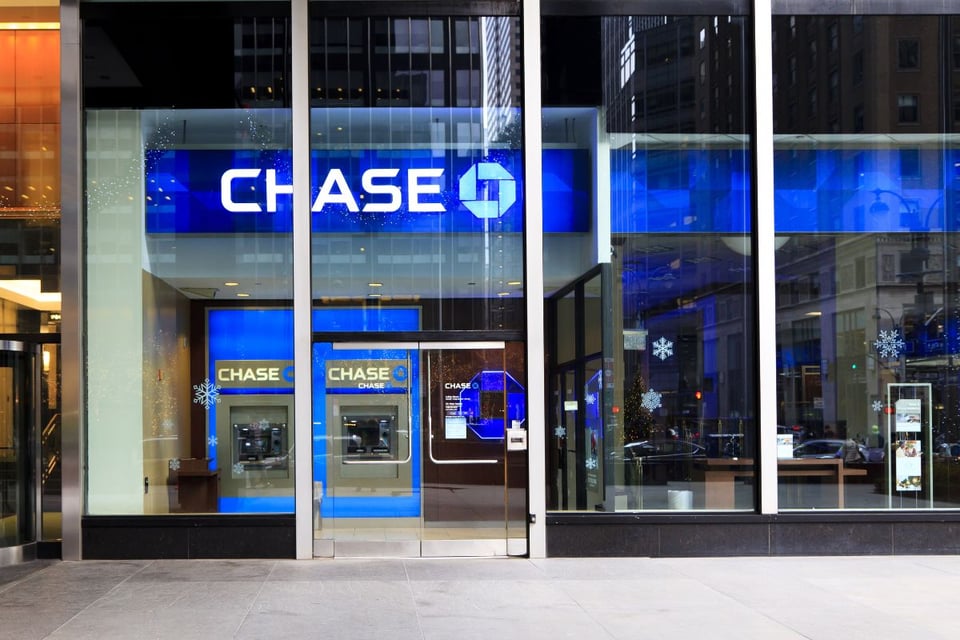 3 bancos de EE.UU. aportarán $1.000 a hijos de empleados: impacto de cuentas Trump