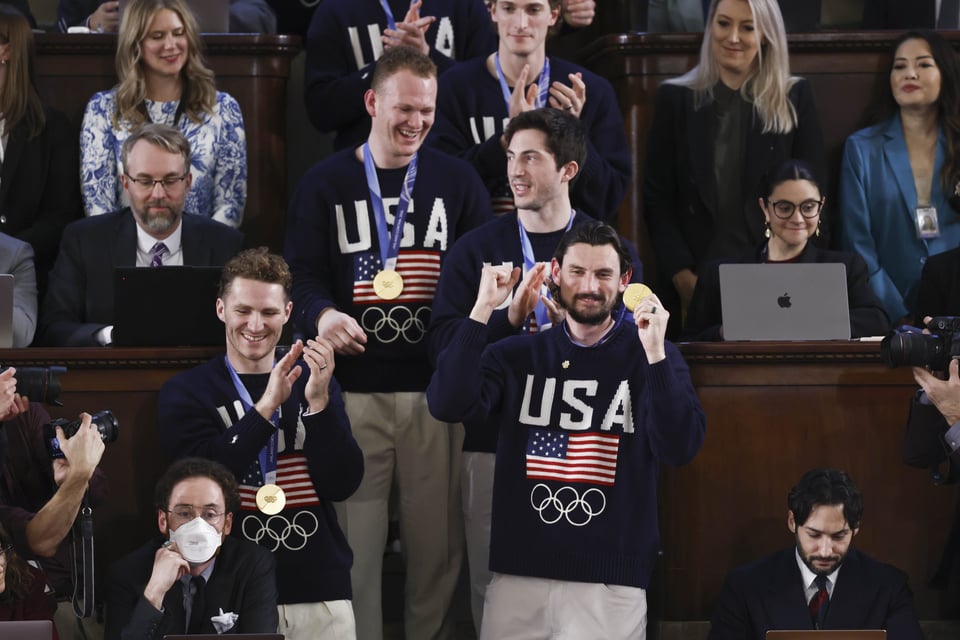 Connor Hellebuyck recibirá la Medalla Presidencial
