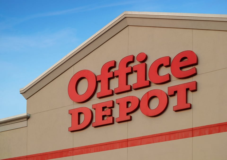 Cierre de Office Depot activa liquidación total