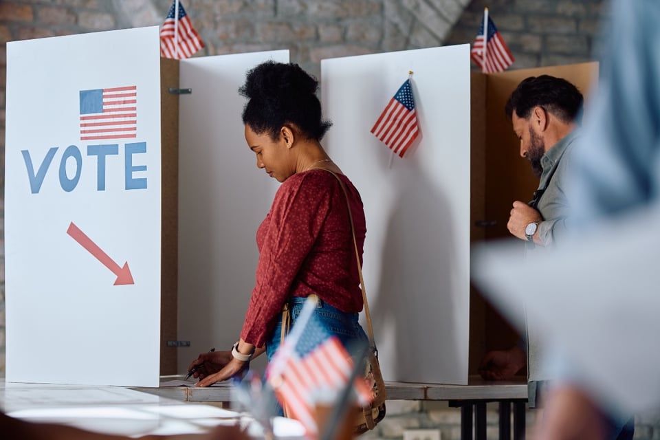 Arranca el voto anticipado en Texas bajo atención nacional