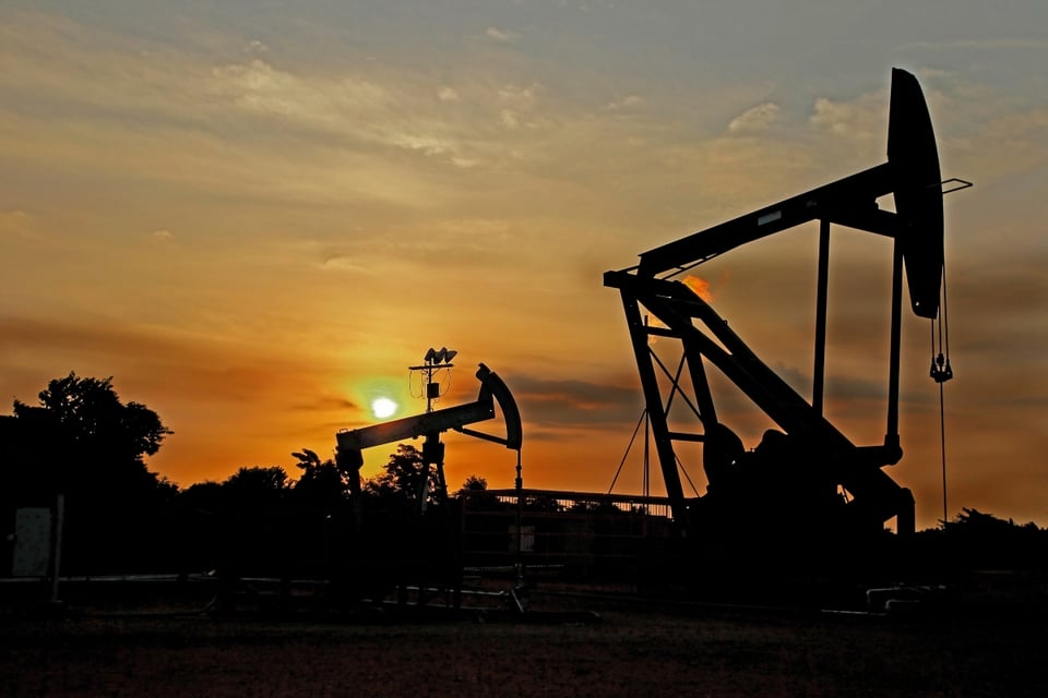 EE.UU. modifica sanciones y abre vía al petróleo venezolano para Cuba