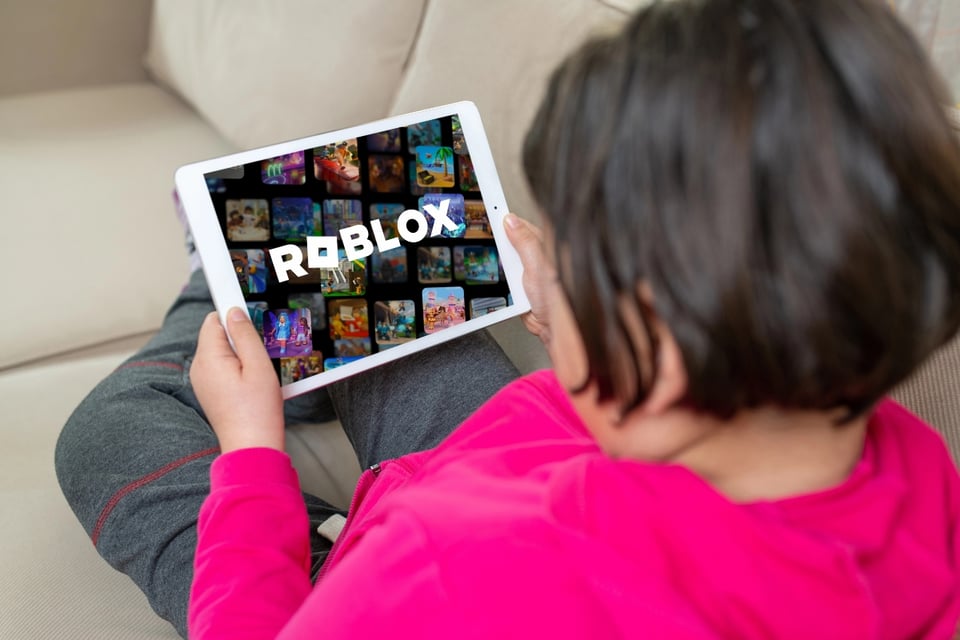 Los Ángeles lleva a Roblox a tribunales por presunta falta de protección a menores