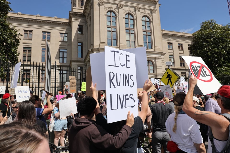 Menor es atropellado en protesta contra ICE en Florida