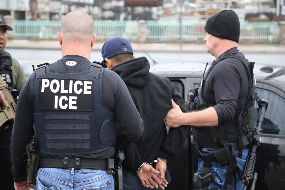 ICE detiene a padre tras dejar a sus hijos en la escuela en Nueva Jersey