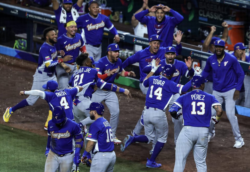Venezuela hace historia en el Clásico Mundial