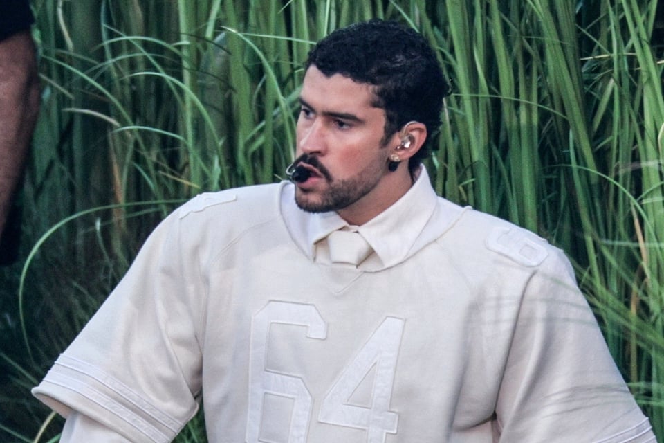 Bad Bunny dice “paguen la pensión” y redes reviven polémica con Nodal