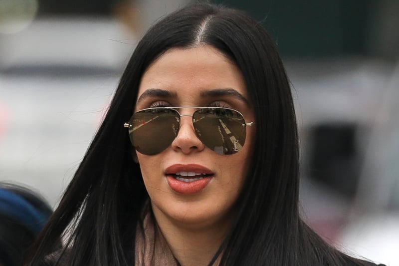 Emma Coronel posa en Hollywood y desata polémica: de esposa de “El Chapo” a figura viral del streaming