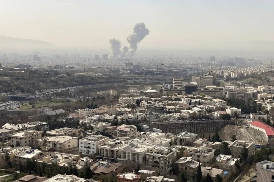 Irán, Ataques, Cierre aéreo MundoNOW