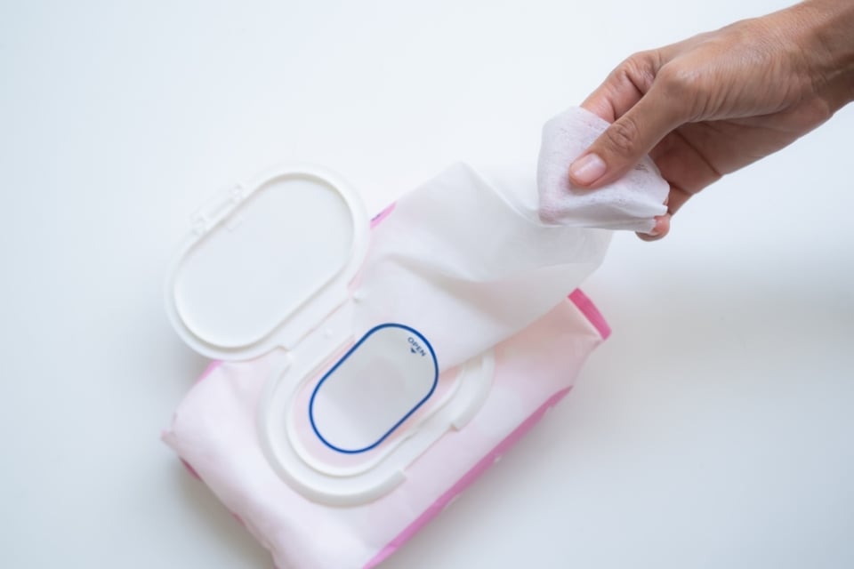 Alerta sanitaria: retiran toallitas desinfectantes por riesgo de contaminación microbiana featured image