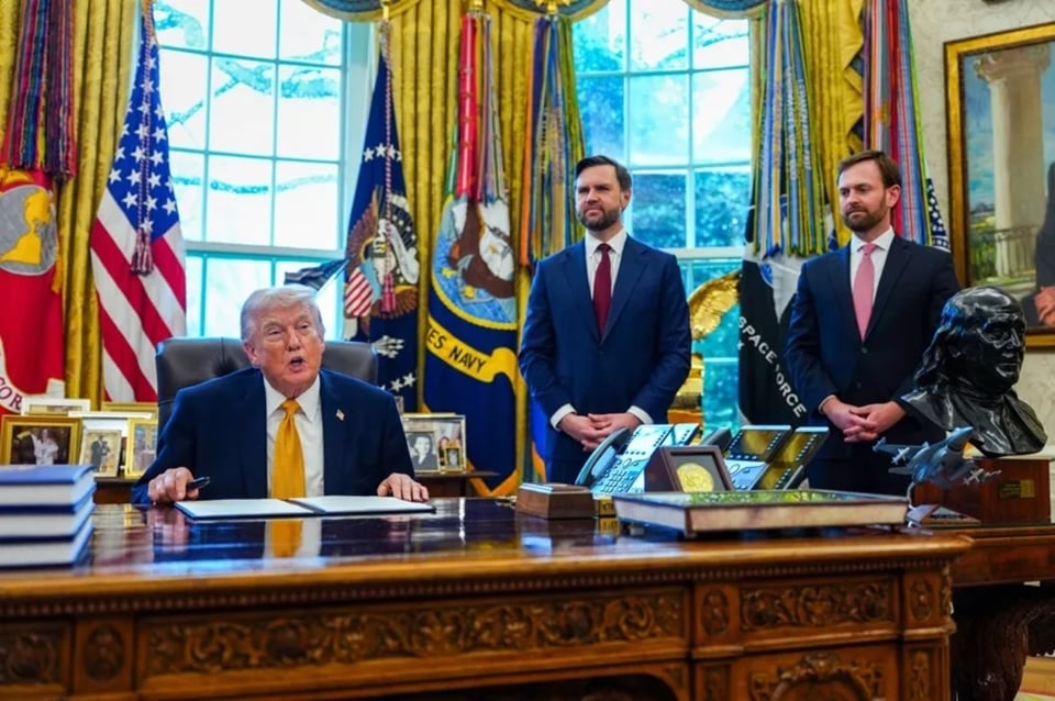 Trump dice que sería un honor “tomar Cuba de alguna forma”