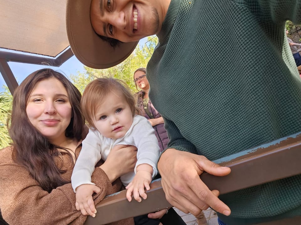 Deportado al tramitar su residencia, Deported During Green Card Interview