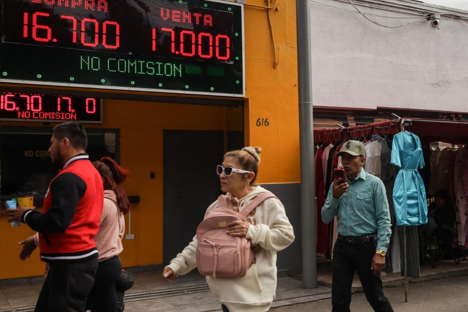 Malas noticias: Caen los envíos de dinero a México por política inmigratoria de Trump